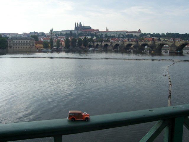 Woodie - Czech - Vltava river with Prague Castle in the backround