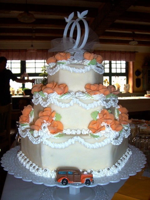 Woodie - Czech - wedding cake